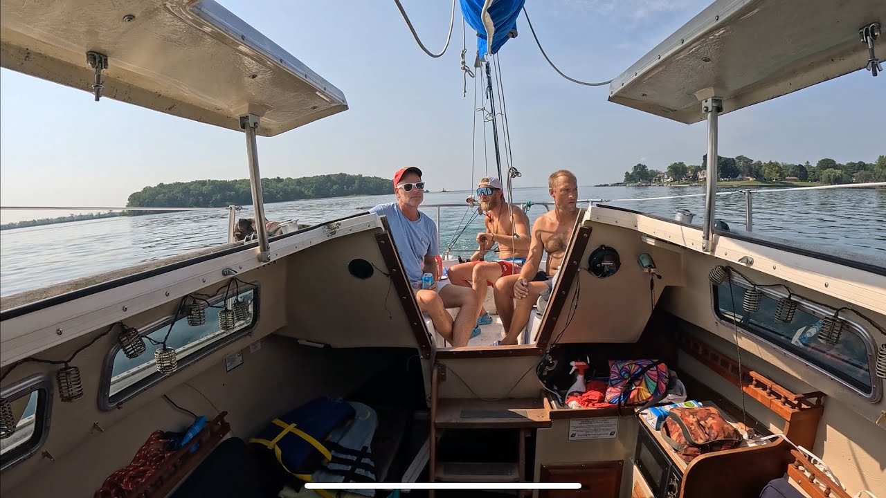 First time motoring my Catalina 25 Sailboat to the oldsmobile mansion on Grosse ile, Michigan  ⛵️ 