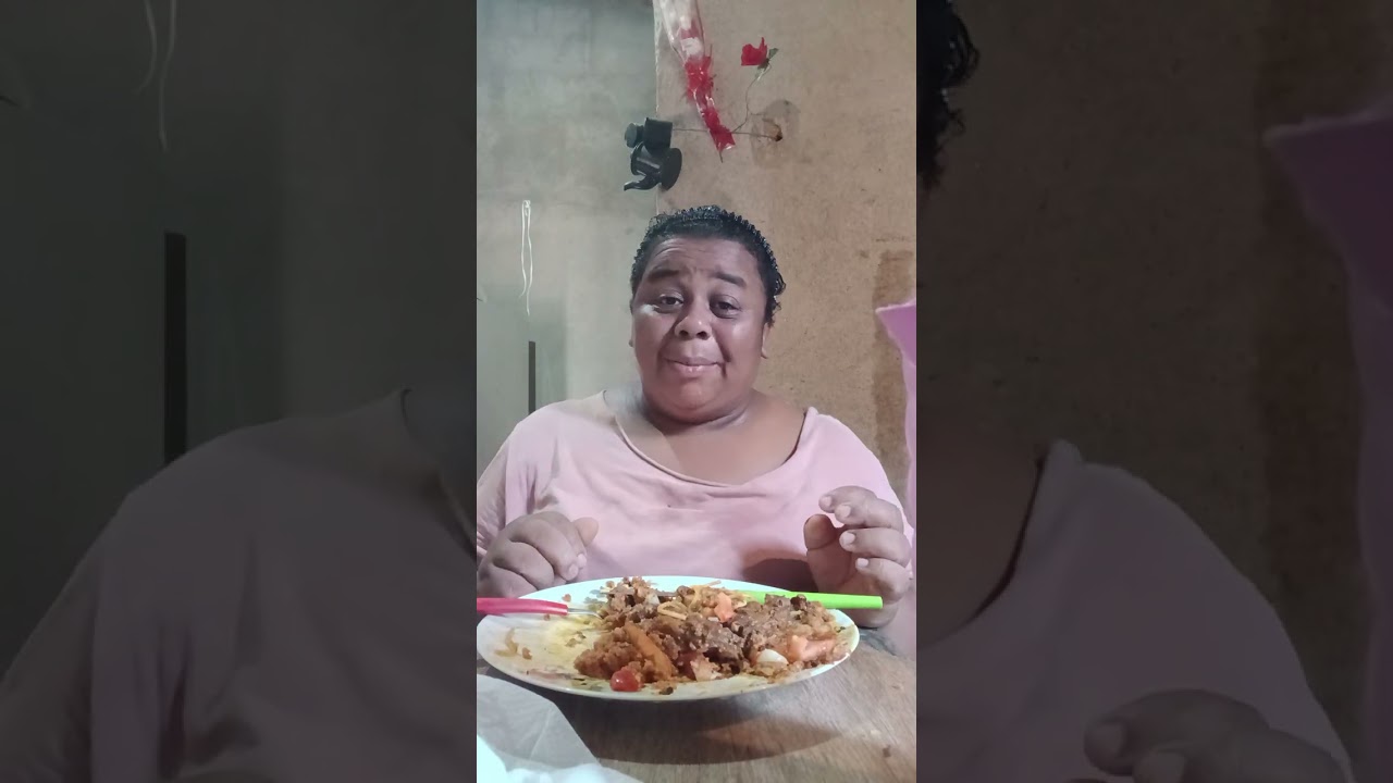 Vamos comer uma xambaril  pirão  se escreva no canal. 