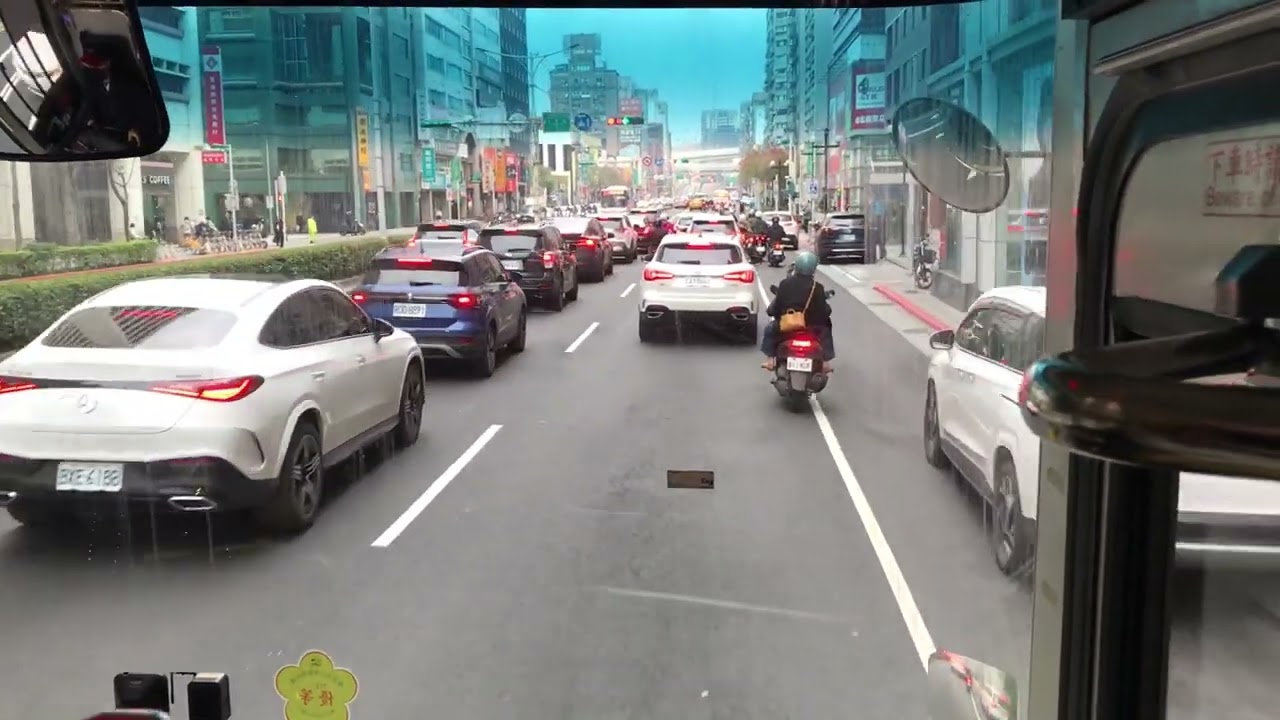 2026-02-03 優良駕駛 穩穩開｜605 快速公車 (KKB-0225) 臺北車站 - 汐止｜第一排座位視角 - 中興巴士營運 x 台北/松山/南京東路