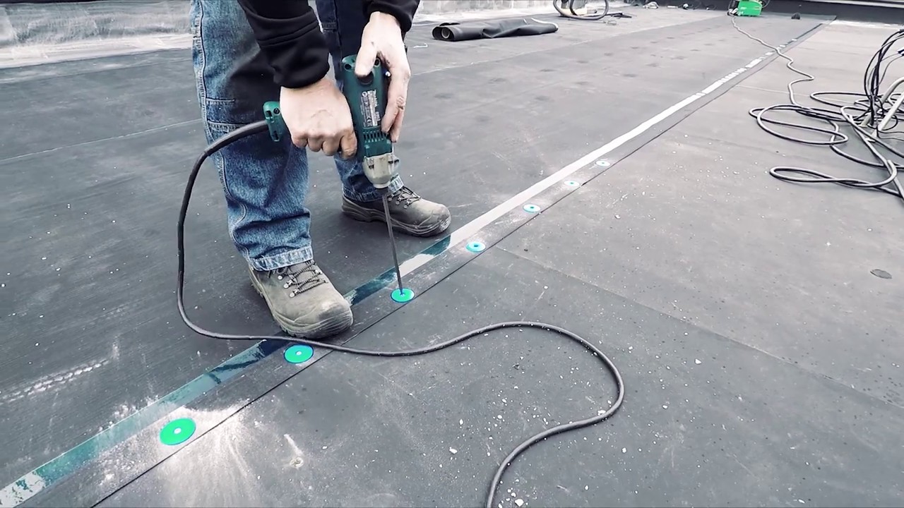 EAS Eurofast Adjustable Screw application on concrete deck with TRP-45 tube washer