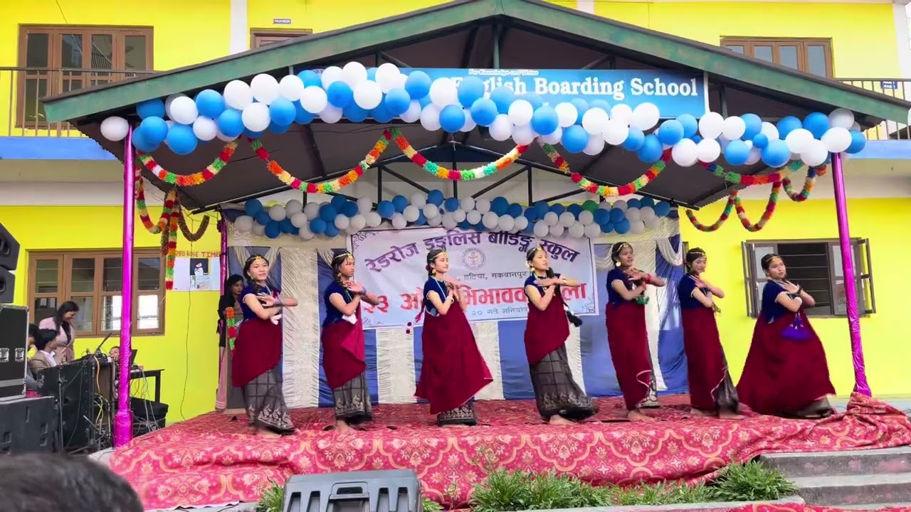 Jhulke gham heraula Dance by students|| redrode school parents day