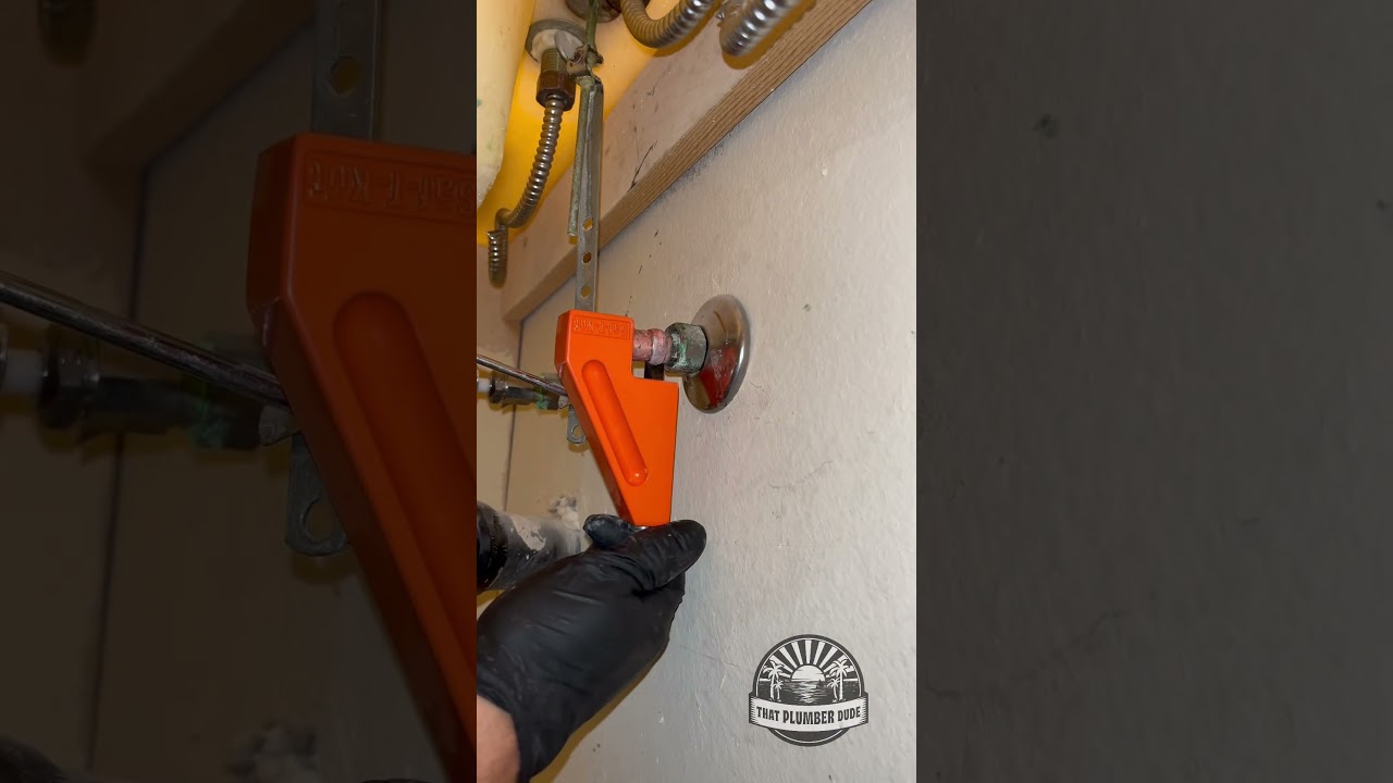 How To Remove A Compression Ring / Ferrule | Saf-T-Kut | Plumbing Clip