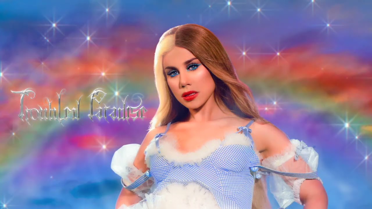 Slayyyter - Serial Killer (Visualizer)