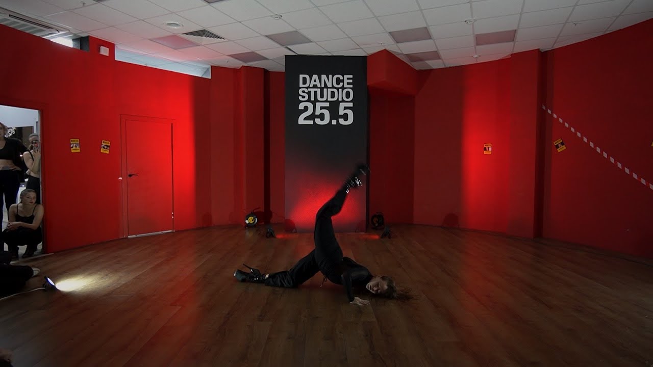 Strip plastic by Evgeniya Bakastova || Dance Studio 25.5