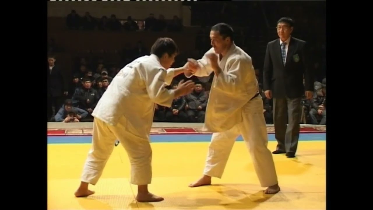ДЗЮДО. ЧЕМПИОНАТ КЫРГЫЗСТАНА-2009. Финал 81 кг. Жолдош Кайназаров-Медин Арыкпаев