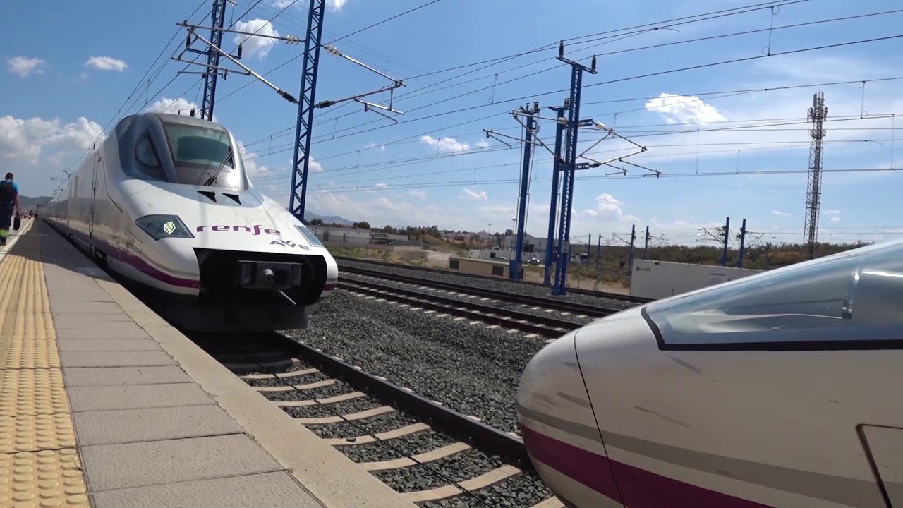 ACOPLAMIENTO DE TRENES AVE MÁLAGA Y GRANADA EN ANTEQUERA 2019