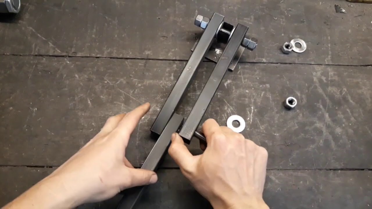 Suporte caseiro para monitor de computador ou tv