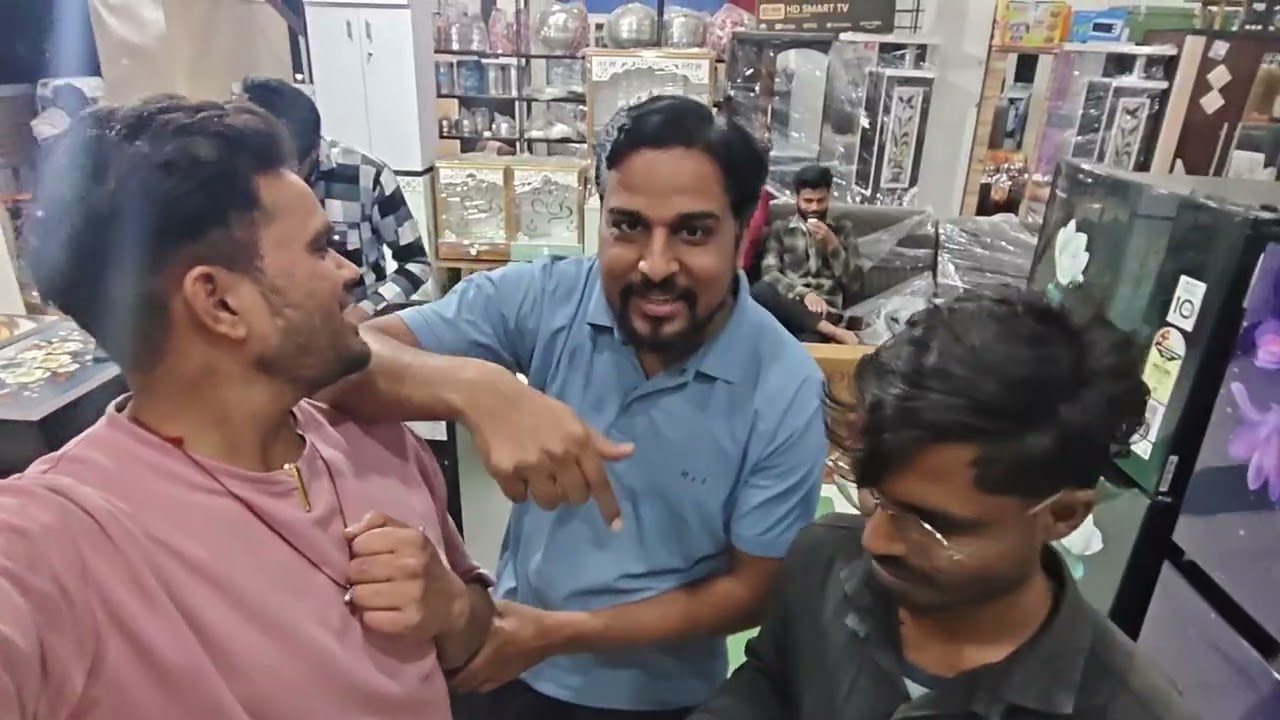 Salman bhai chai vala 🤣#funny #like #minivlog #vlog #injoy #yutubeshorts #navin 