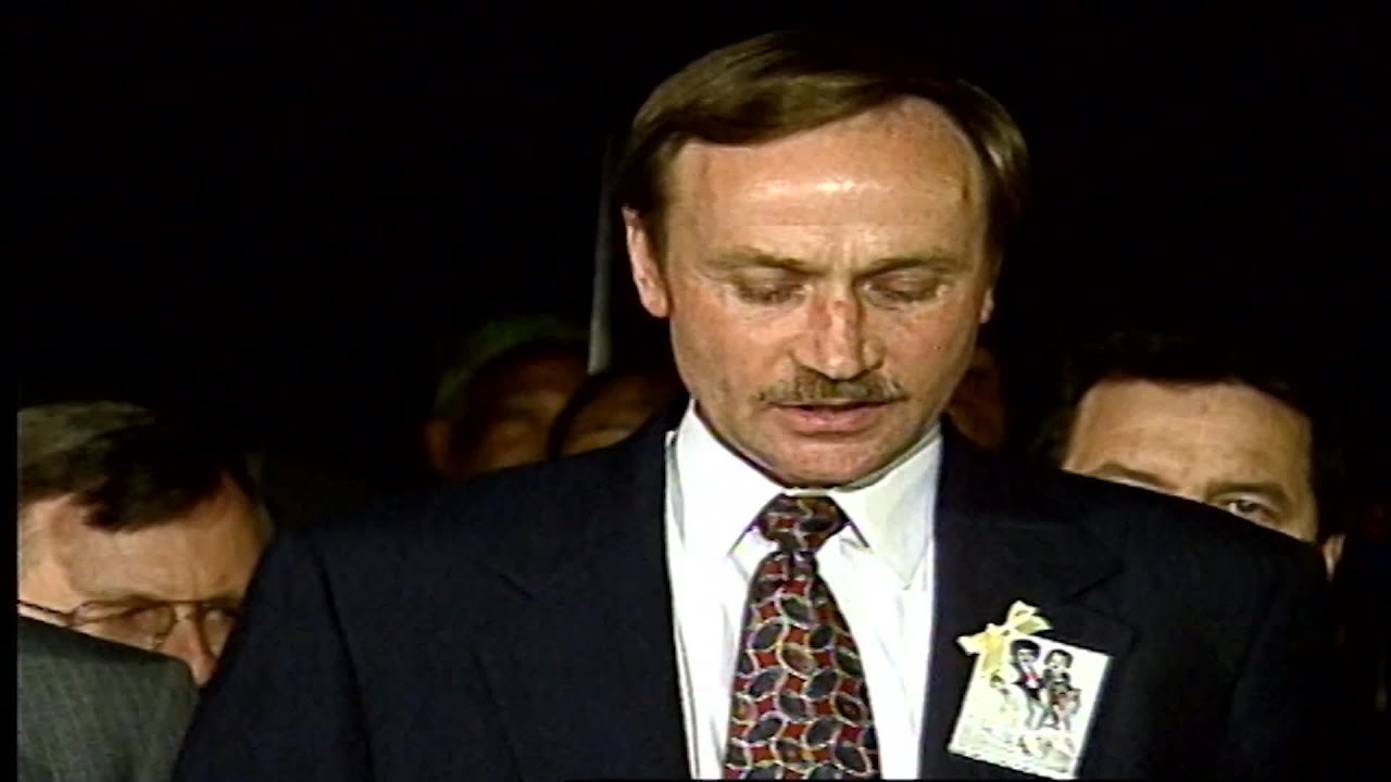 Sheriff Howard Wells announces Susan Smith's arrest 11/3/1994