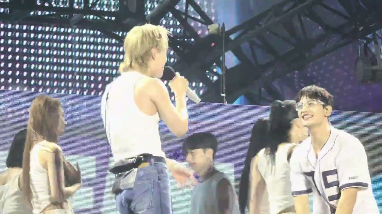250830  WATERBOMB in SINGAPORE   TAEMIN  MINHO VIEW