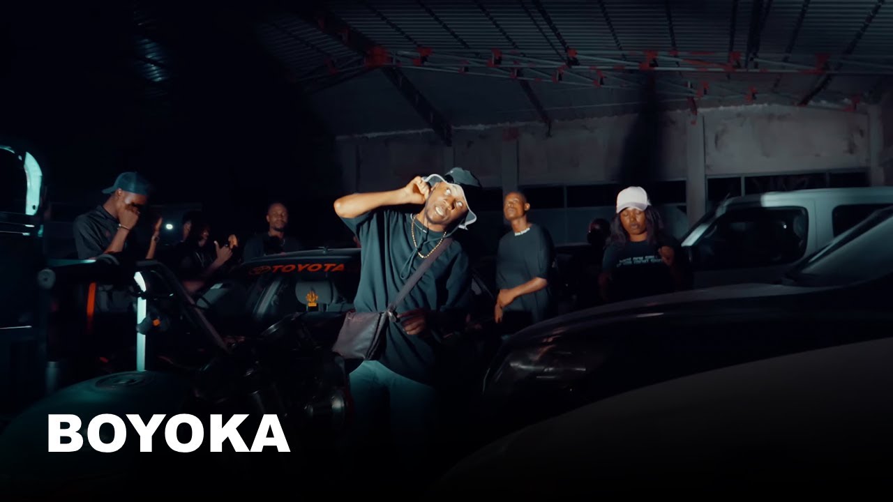 DOLHOUA - MAMBU NI BAKA (Clip Officiel)