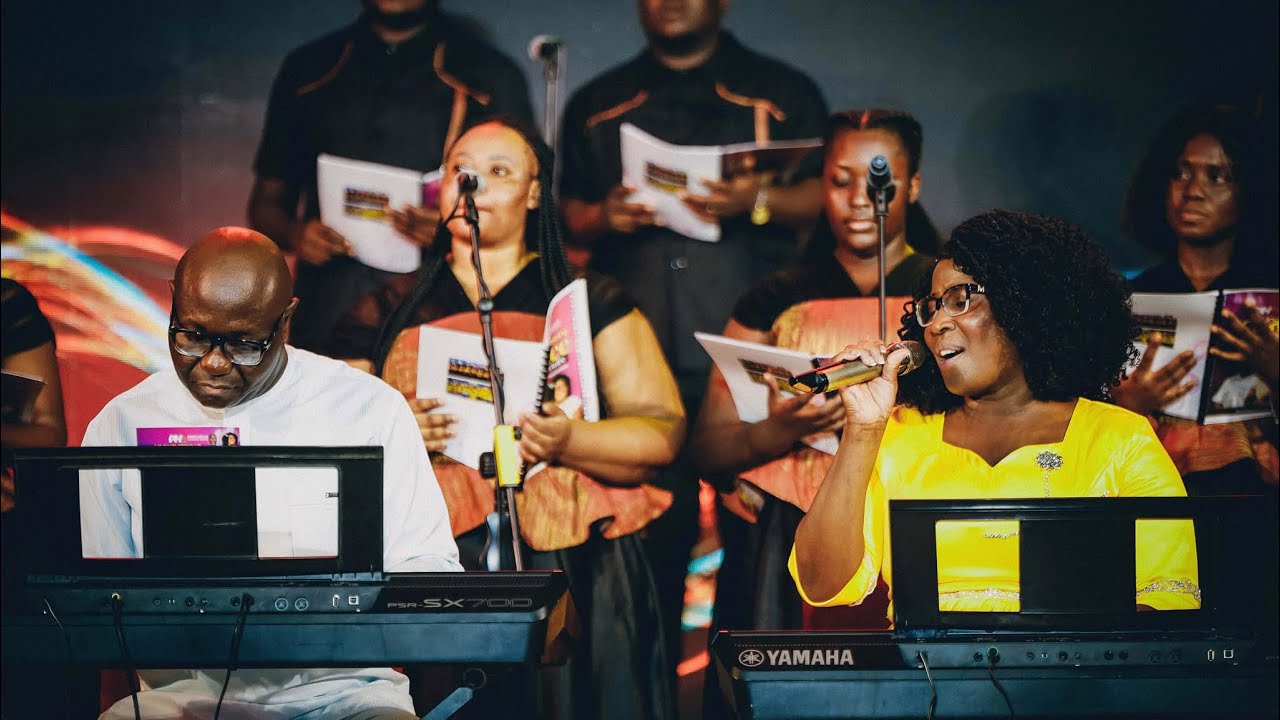 ANUONYAM BY NEWLOVE ANNAN  || FREEDOM CHOIR  GHANA ||  UNWAVERING GRACE CONCERT FT HANNAH EWOO 