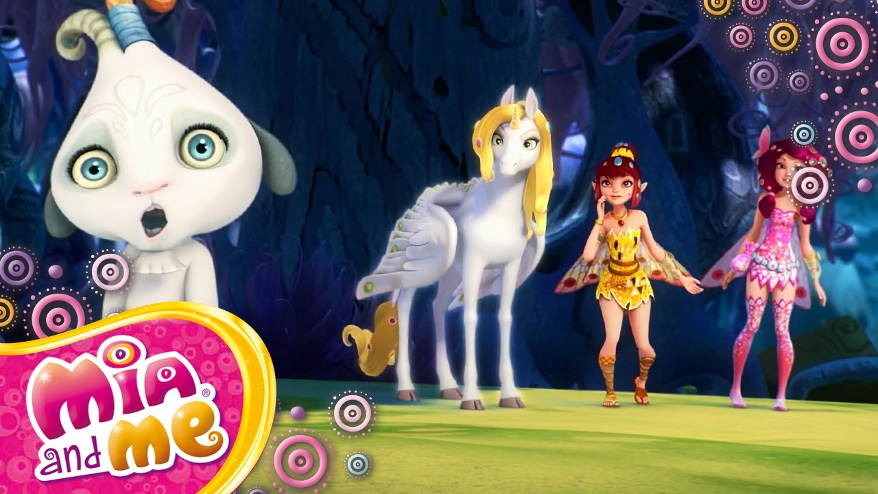 Phuddle Realises They Have To Go INTO the Dark Forest! - Mia and me - Season 2🦄🌈