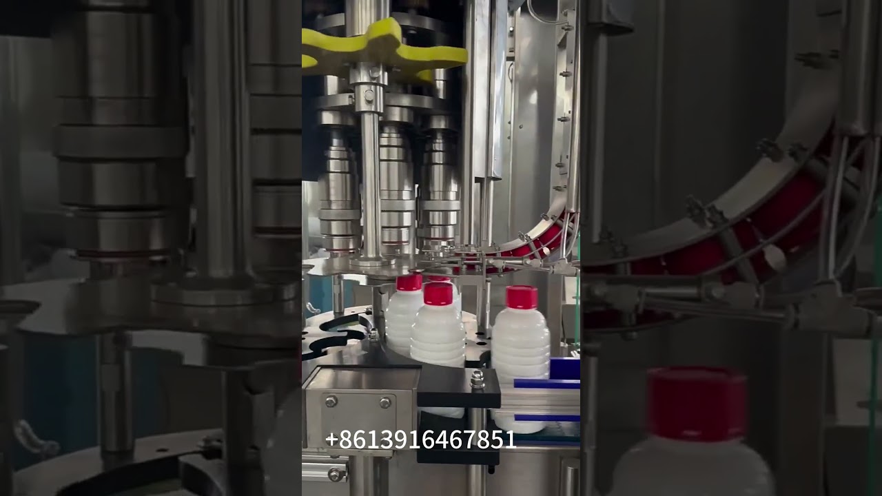 Rotary PET bottle high speed screw capping machine