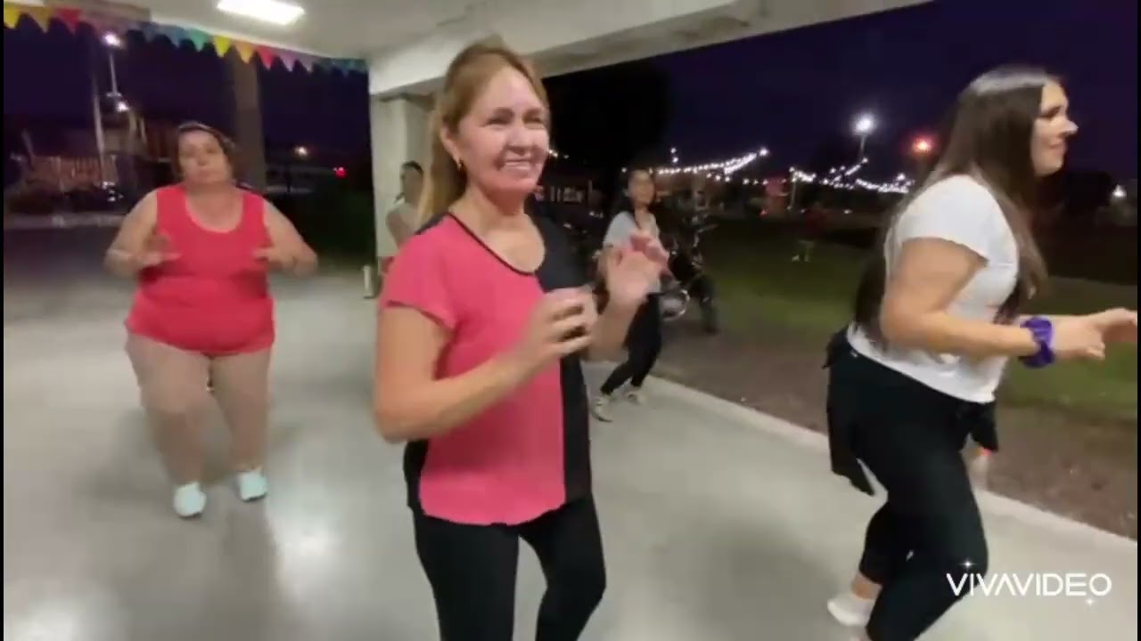 Tropicoqueta - Karol g (Zumba con Caro)
