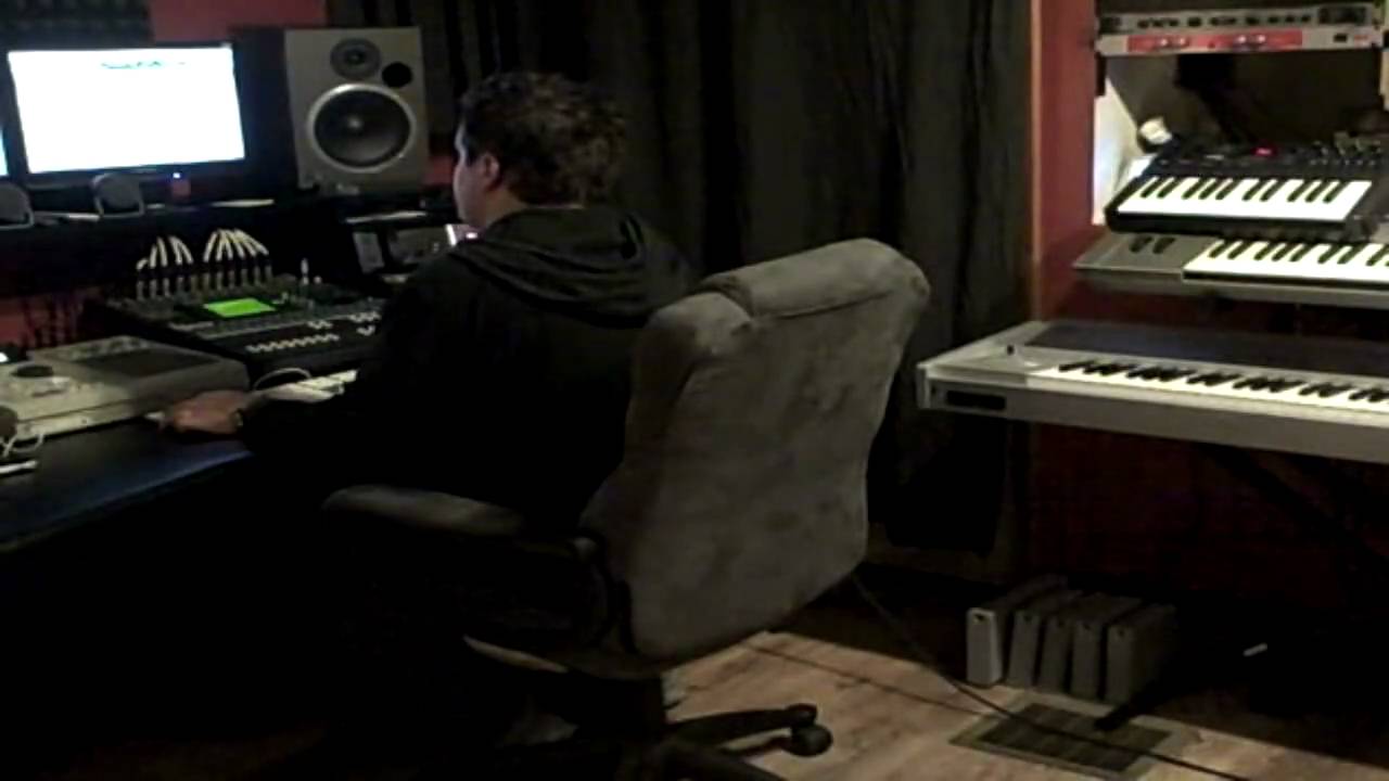 Making the Beat - E. Dan - 