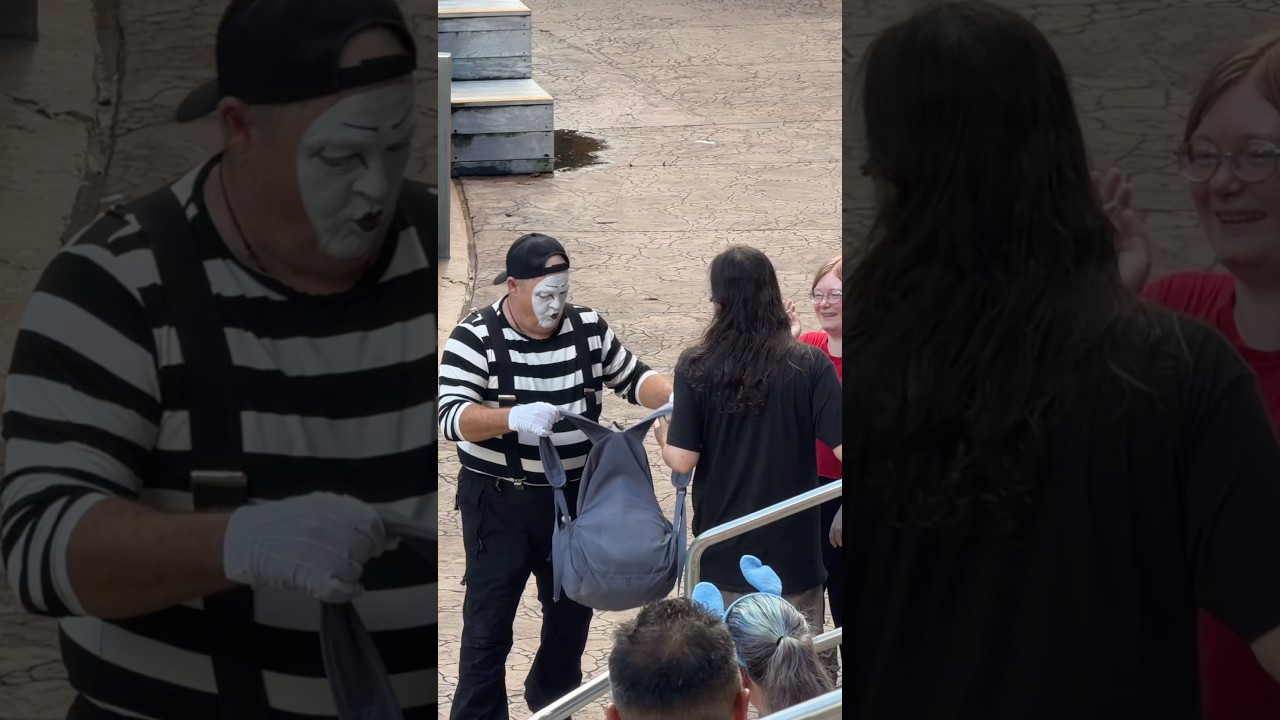 Oops I did it again 🤣😬 Tom the mime funny videos #seaworldmime #tomthemime #funny #seaworldorlando