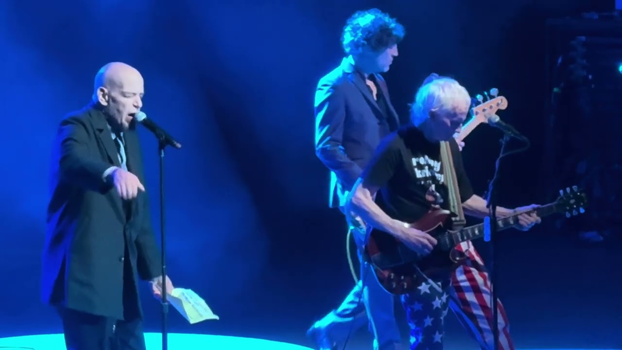 Robby Krieger w/ Chris Goss “The WASP” live at the Greek Theatre in Los Angeles, CA (10/30/2025)