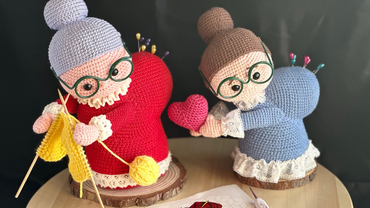 Bunicuța croșetată 1 pernuță de ace 