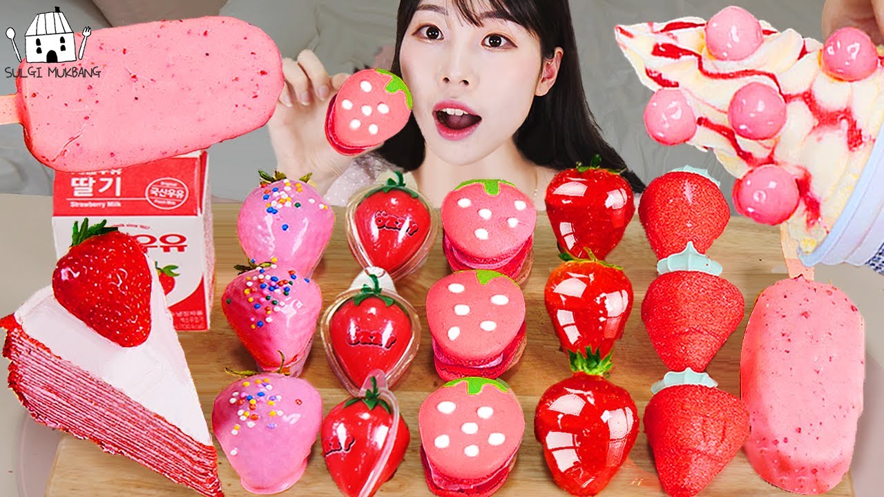 ASMR MUKBANG | Клубничный десерт (мороженое, макарон, тан фуру, желе, торт, шоколад)