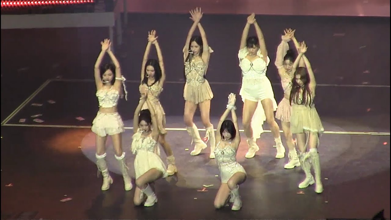 TWICE - Feel Special / Cry For Me / The Feels - O2 Arena, LONDON - 7 September 2023