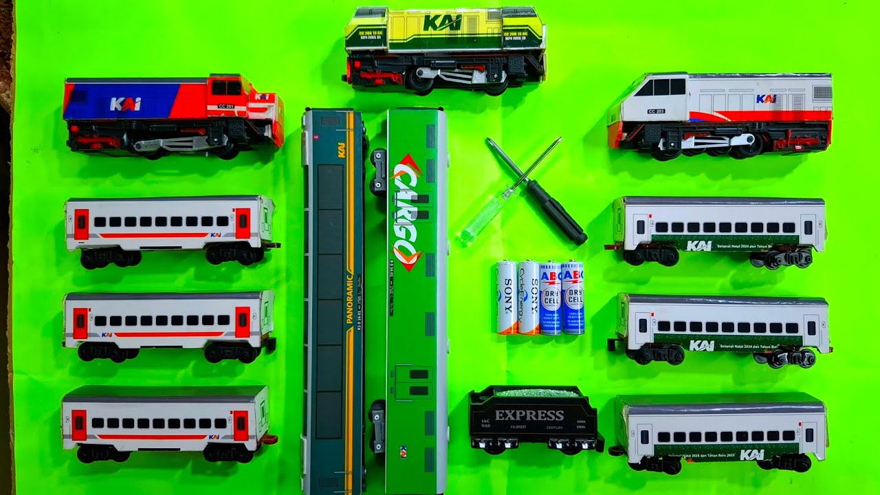 Membuat Dan Merakit Mainan Kereta Api CC201 Dan Lokomotif CC206,Gerbong Eksekutif,Ekonomi,Cargo