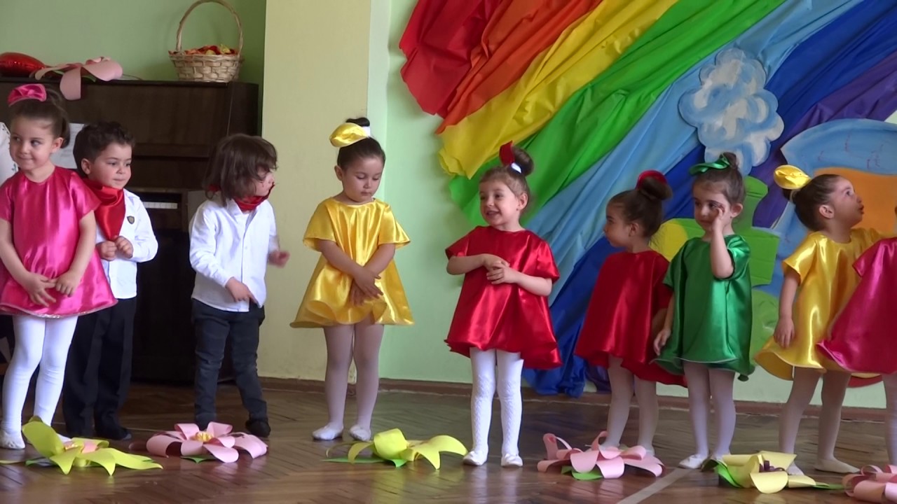 N40 Մանկապարտեզ, կրտսեր խումբ, ընկեր Արմինե