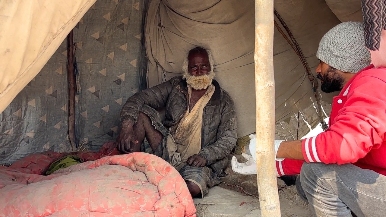 Meet Most Dirty Man Of My Rescue | He Survived The First Bath