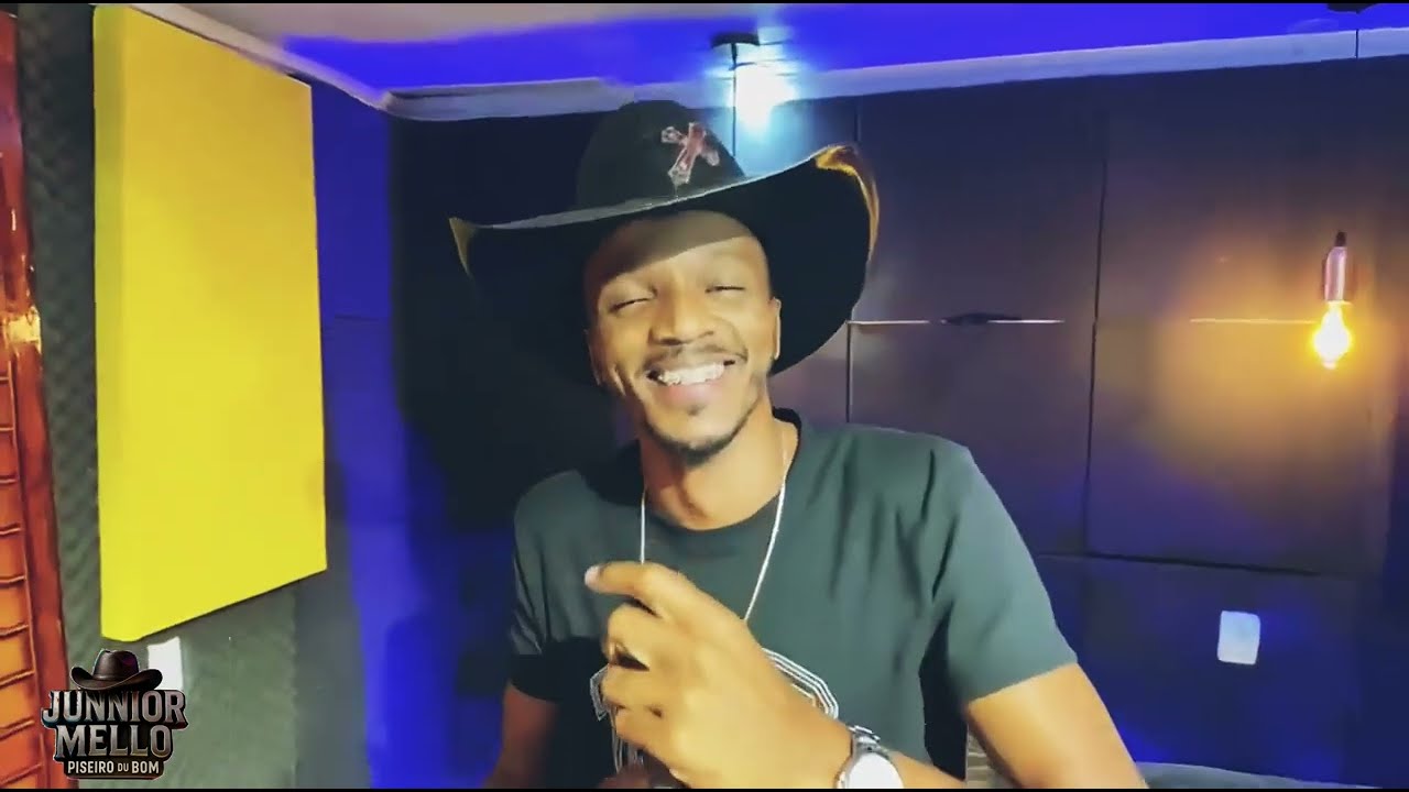 Soca pil&atilde;o/chora Carolina Junnior Mello 