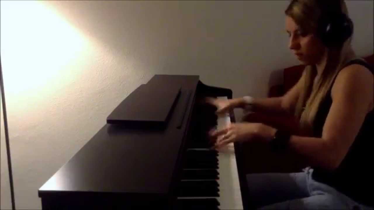 Havasi Balázs - See Red (Piano Interpretation by Lili Pálmai)
