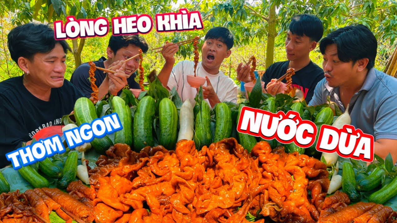 Cháy nước miếng với món Lòng Heo khìa nước dừa ngon không thể tả | HoàiPhong TV