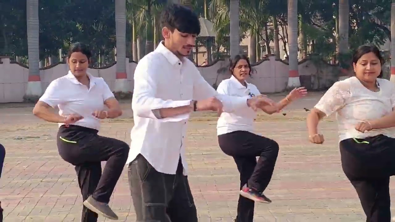 Our daily morning routine with Zumba 💃🕺