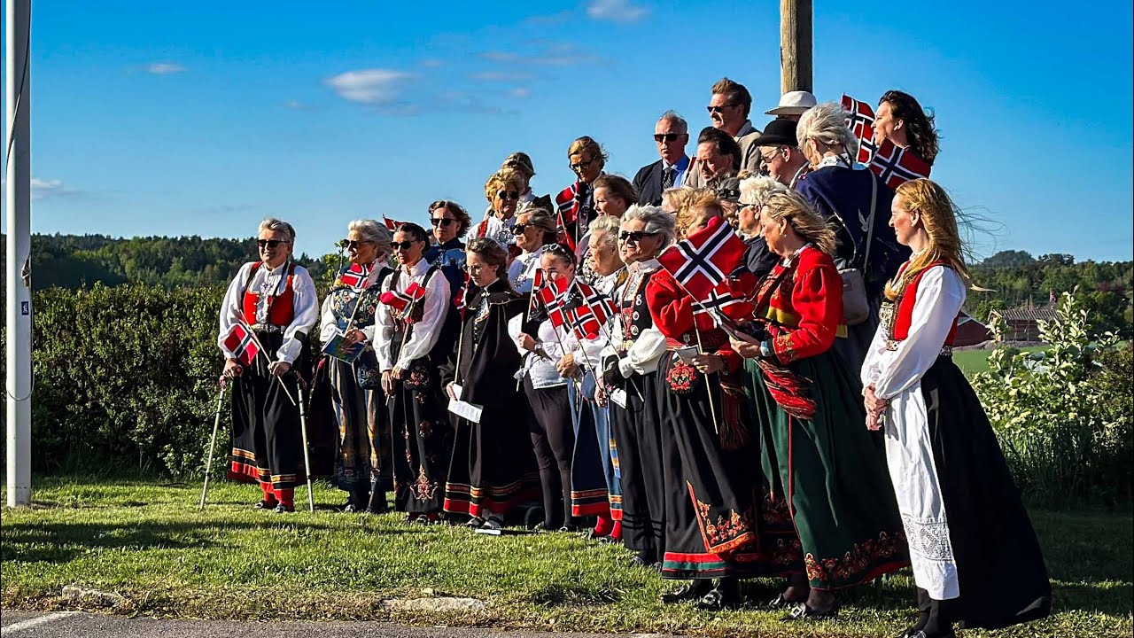 Skjærgårdskoret 17.mai 2025, «Det går et festtog gjennom landet», Borgheim, Færder kommune