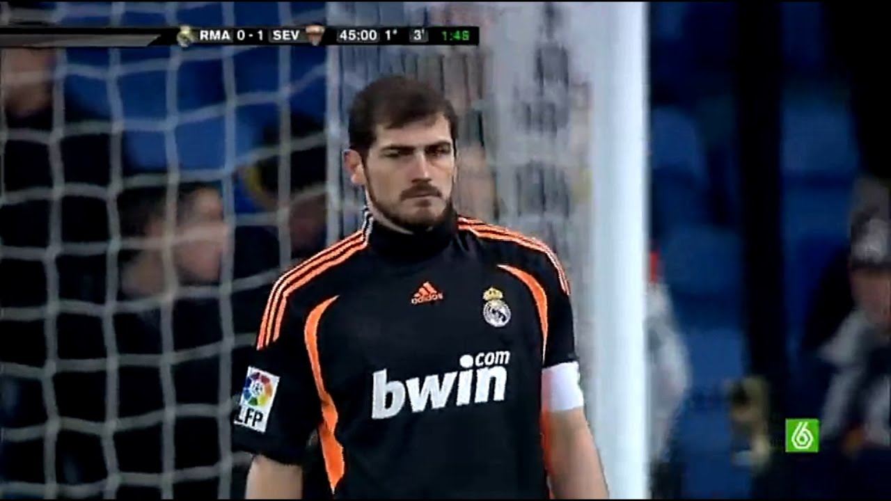 Iker Casillas Vs Sevilla (Home) 2009/10