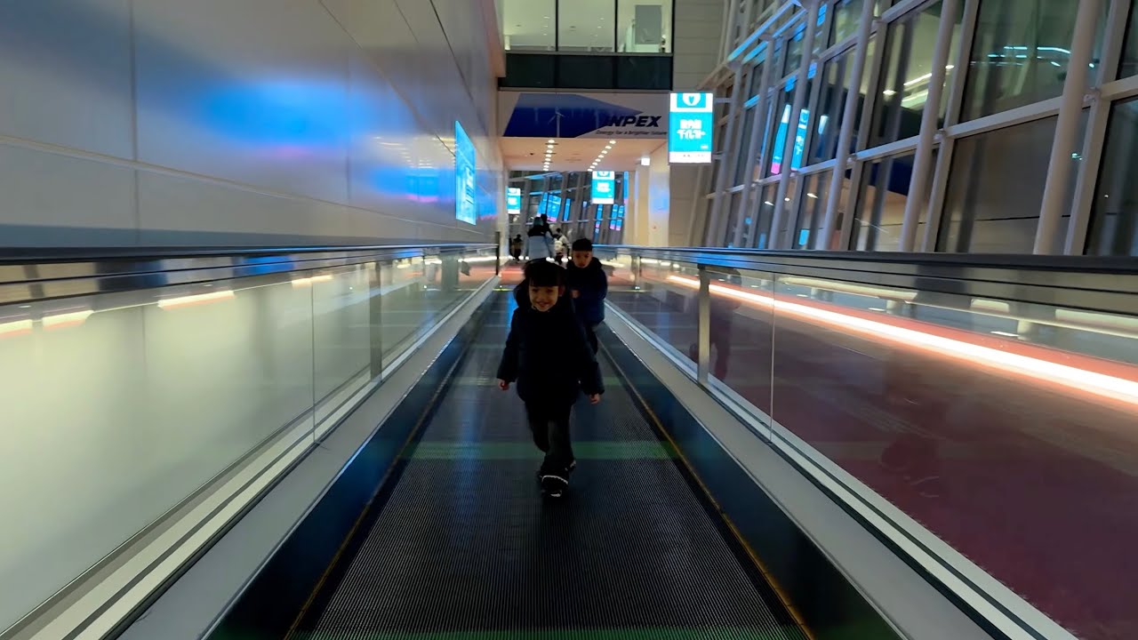 Transiting at Guangzhou Airport, China, then flying to Haneda Airport, Japan [Japan 2026]