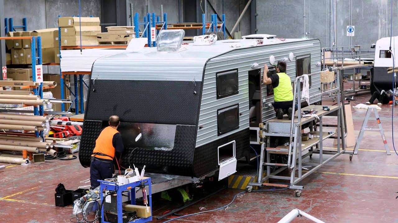 Retreat Caravans Time-lapse