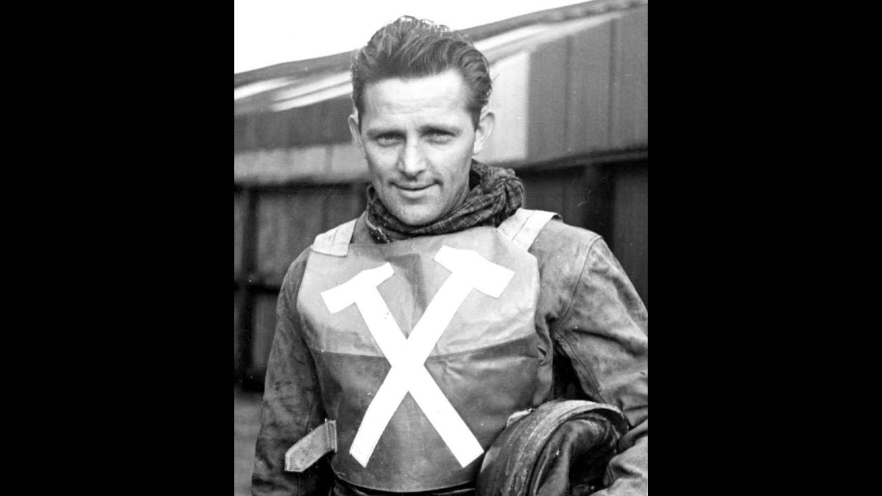 Tribute to Jack Young by his Peers.mp4