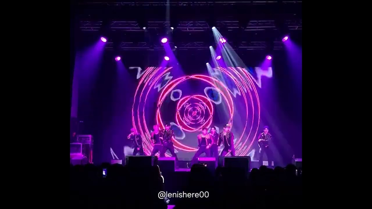 ALL(H)OURS 1st FANCON in TAIPEI - Graffiti