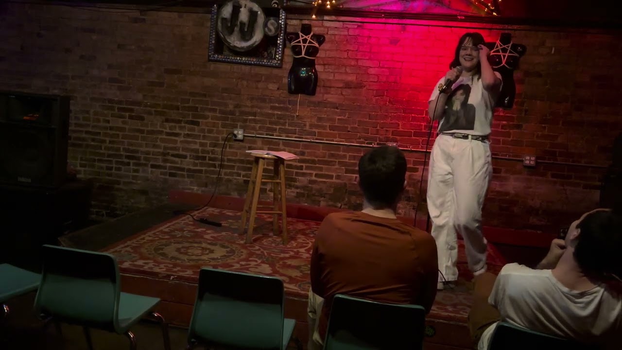 Woman of Pants! Woman of Wealth! Matchmaker?!?! 👖