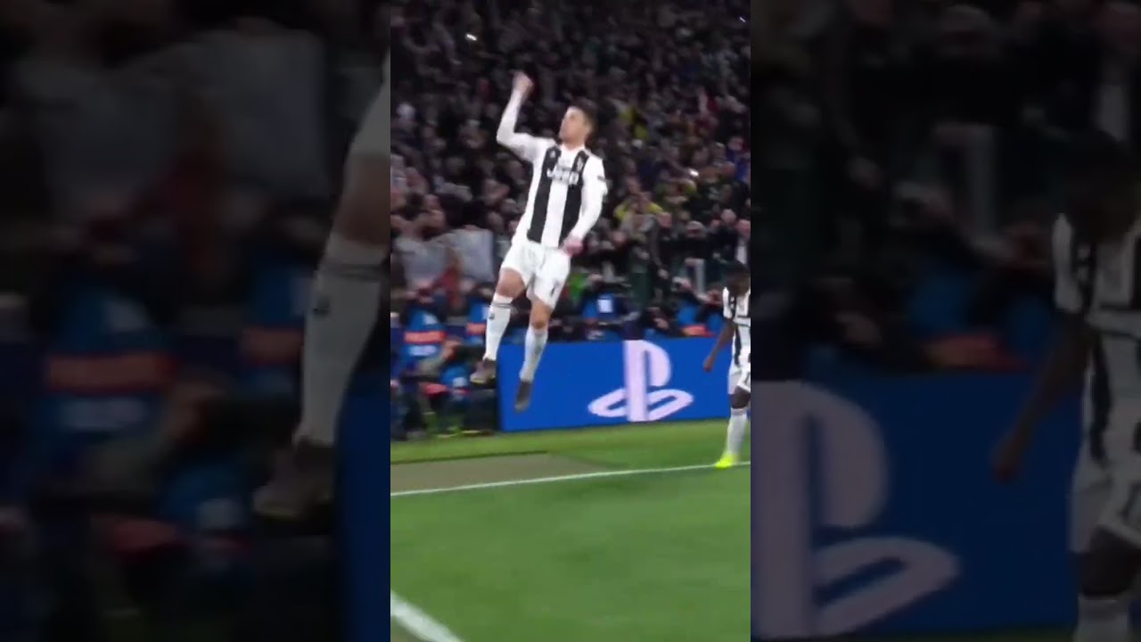 Cristiano Ronaldo wishes you a Merry Christmas 🎄🤩