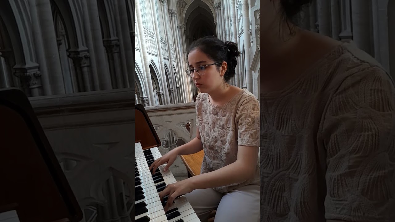 J. S. BACH: PASTORALE MOV 3 Y 4 POR LÍA GONZÁLEZ