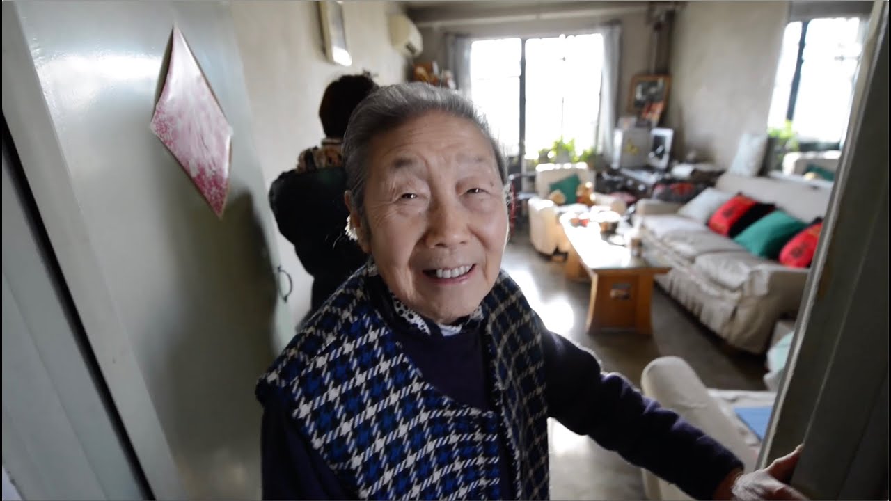 Wayfaring Stranger in Beijing (2013)