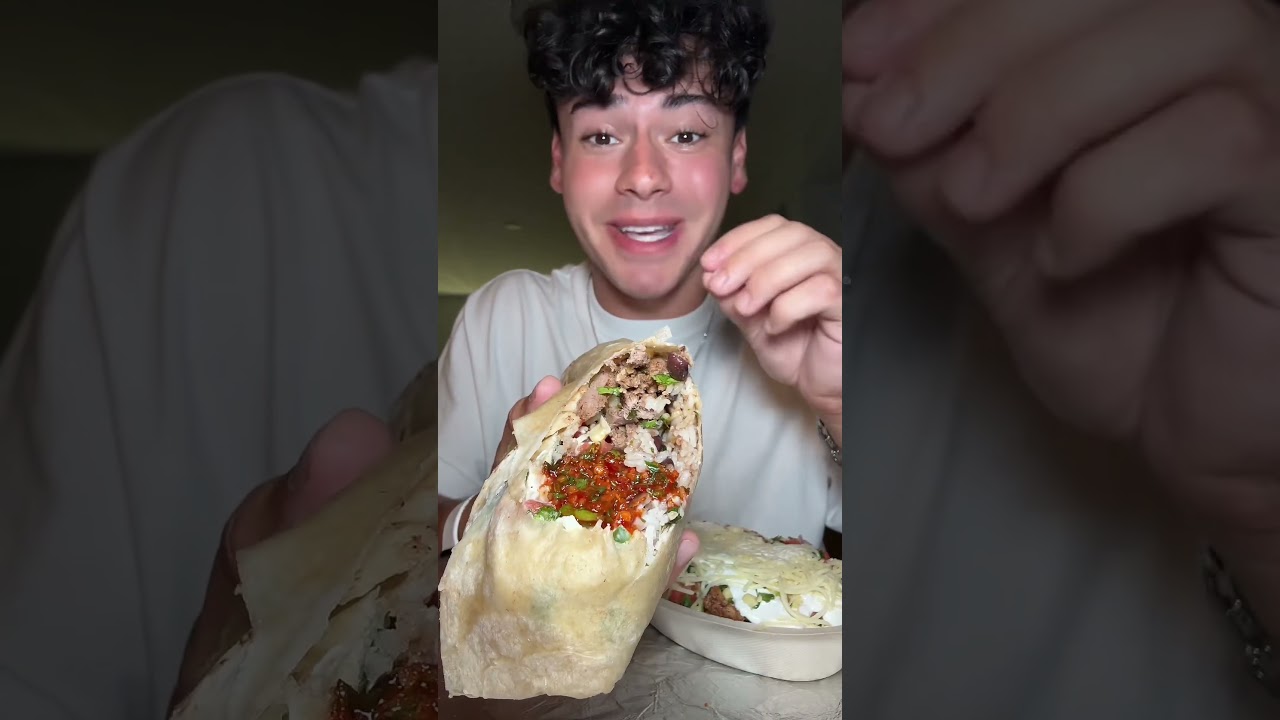 Chipotle&rsquo;s NEW Red Chimichurri is a must try!! #ChipotlePartner #ChipotlesRedChimichurri