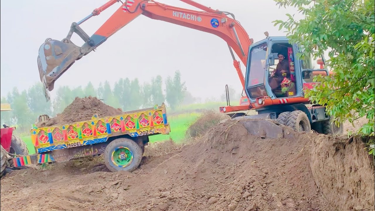 کرین سے مٹی کیسے بھرتے ہے اور آتی زیادہ مٹی بھرتی #trending #villagevlog #subscribemychanneکرنی پڑی