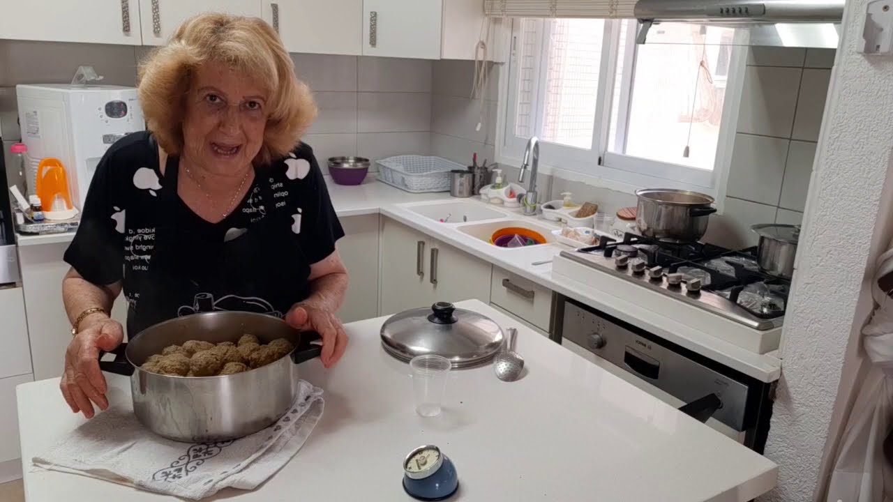 מתכון קציצות בשר עם כרפס מאת אליס מלכה מאמתכון