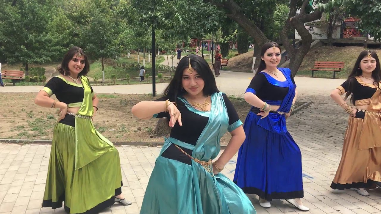 Kajra Re / Bunty Aur Babli / Dance group Lakshmi