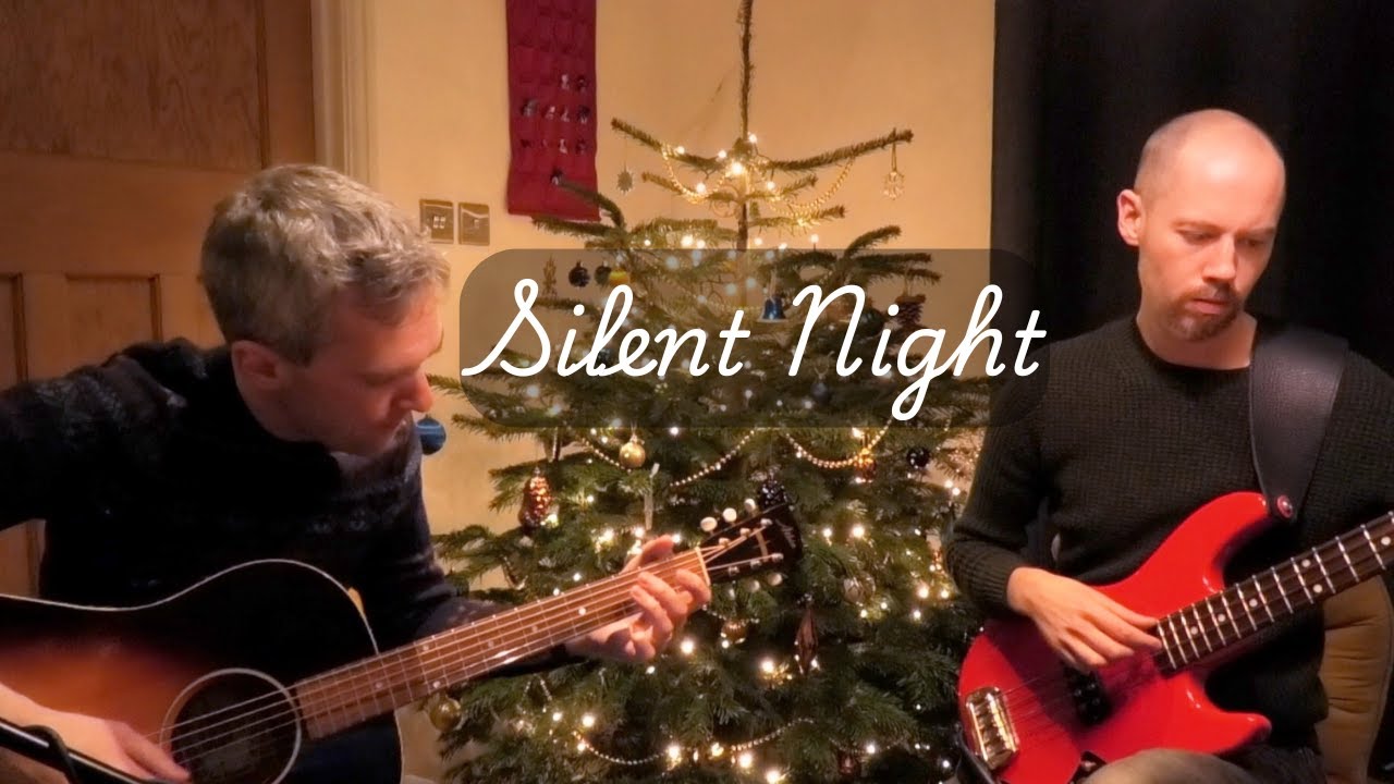 Если бы «Тихая ночь» была старинным вальсом… Счастливого Рождества!