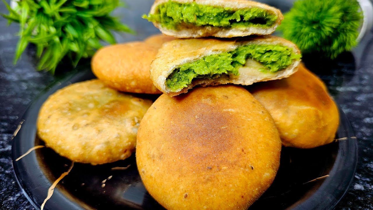 हरी मटर की चटपटी कचौरी | Kachori Ki Recipe | कचौरी की रेसिपी @KaminisKitchen007 