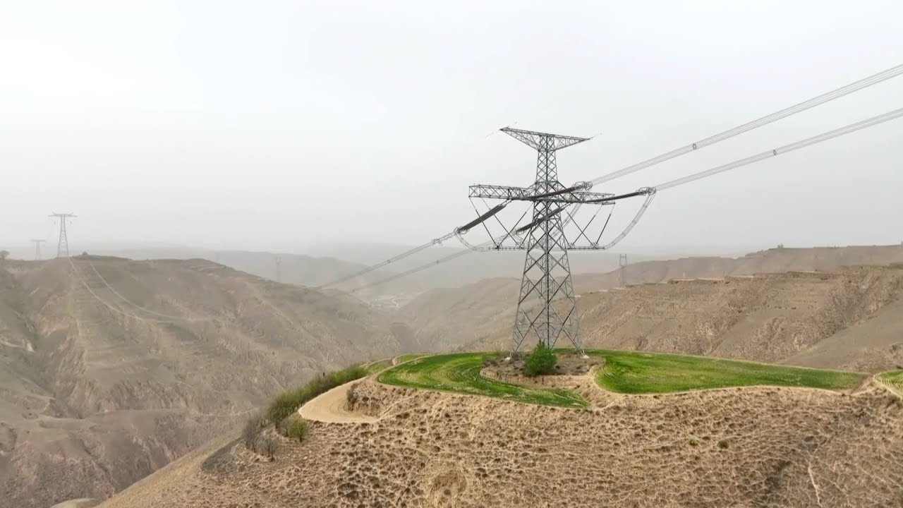 Ultra-high voltage power transmission networks in NW China help boost green development