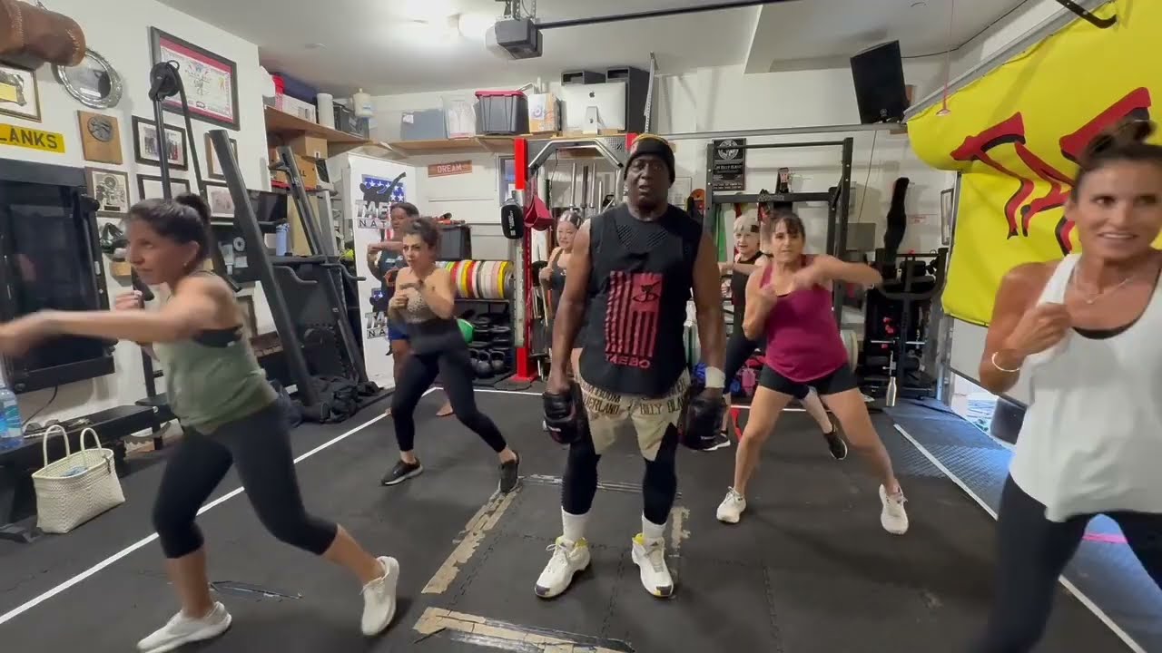 Tae Bo POWER (Group Workout)